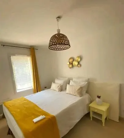 Hotell Magnifique A Deux Pas De St Tropez